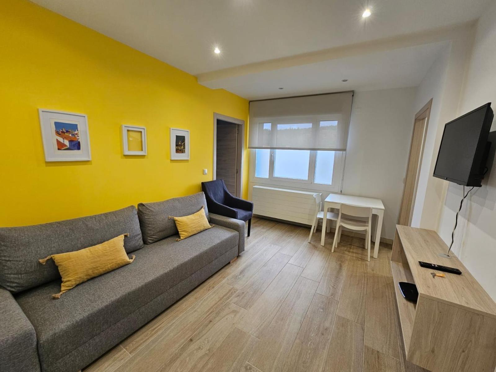 Avio Apartamentos Santiago de Compostela Exterior foto